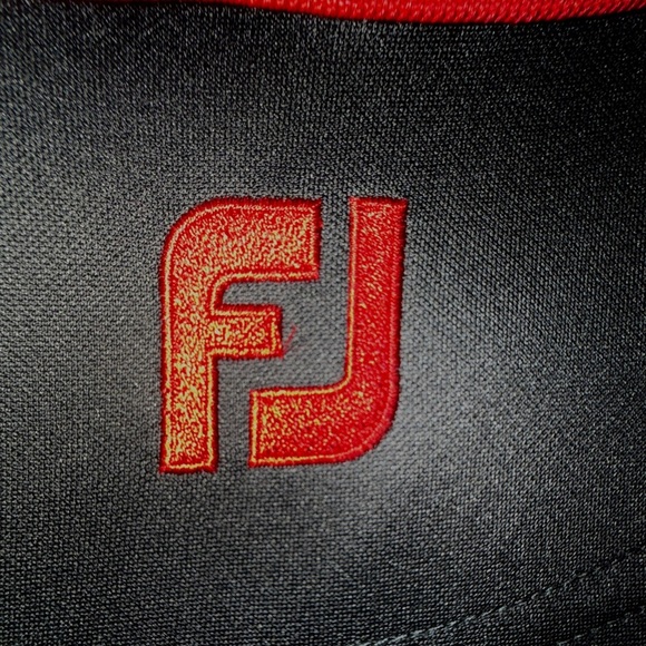 FootJoy Black Golf Polo Shirt Men’s Size- Medium - Red Collar Trim & Tree Logo - Picture 3 of 12